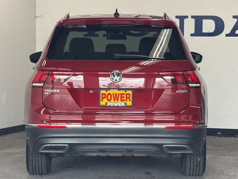 Used 2020 Volkswagen Tiguan SE w/ Panoramic Sunroof Package AWD/4WD image 4