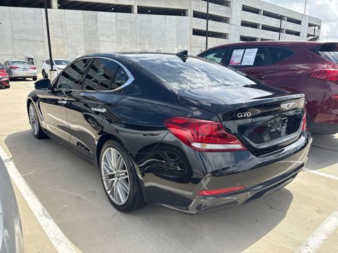 Used 2021 Genesis G70 2.0T RWD image 5