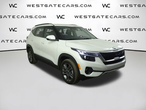 Used 2021 Kia Seltos S image 2