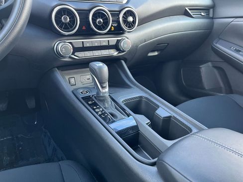 Used 2025 Nissan Sentra S image 39