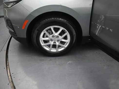 Used 2024 Chevrolet Equinox LS w/ Driver Confidence II Package FWD image 15