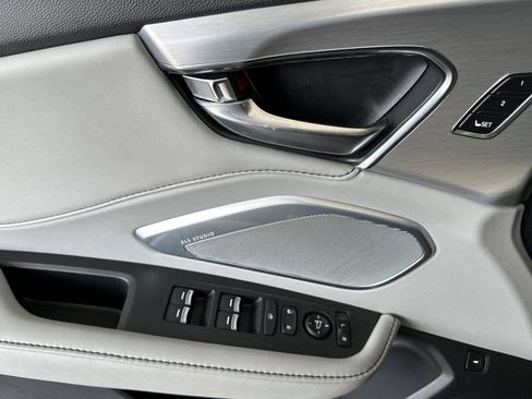 Used 2023 Acura RDX AWD w/ Technology Package image 12