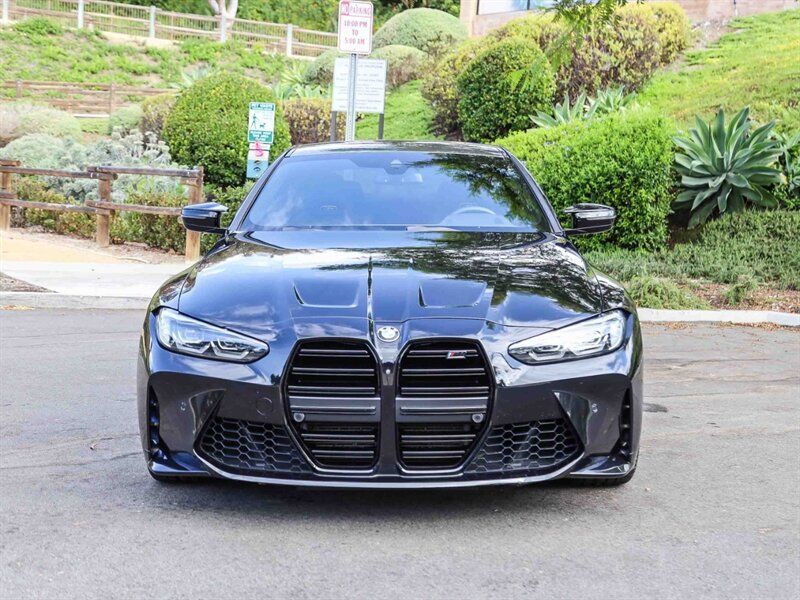 Used 2022 BMW M4 Competition w/ Executive Package RWD image 8