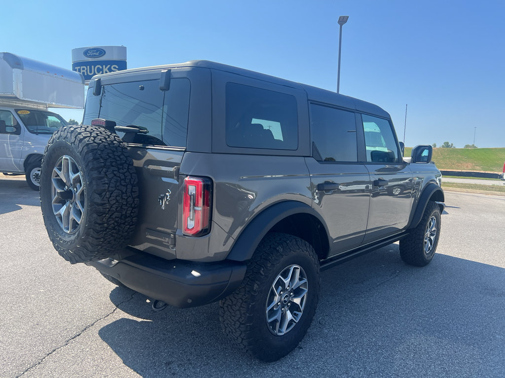 Certified 2025 Ford Bronco Badlands AWD/4WD image 5