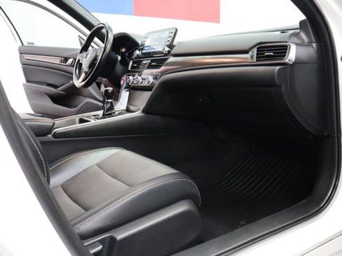 Used 2018 Honda Accord Sport image 61