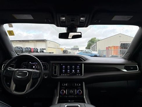 Used 2021 GMC Yukon Denali RWD image 22