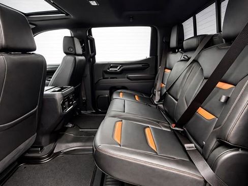 Used 2022 GMC Sierra 1500 AT4 w/ AT4 Premium Package image 14