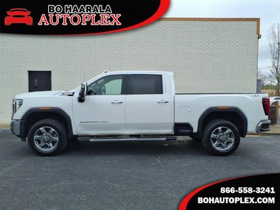 Used 2025 GMC Sierra 2500 SLT w/ SLT Convenience Package