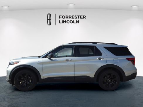 Used 2022 Ford Explorer ST-Line w/ Class IV Trailer Tow Package AWD/4WD image 6