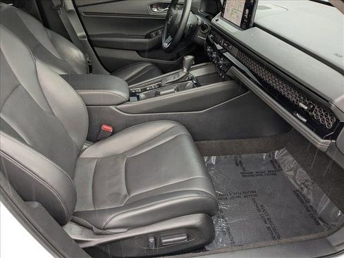 Used 2023 Honda Accord Touring image 19