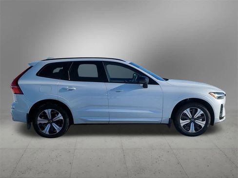Used 2025 Volvo XC60 T8 Core w/ Protection Package Premier image 7