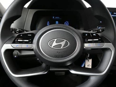 New 2026 Hyundai Elantra SE image 25