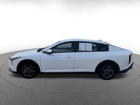 Used 2025 Kia K4 FWD image 10