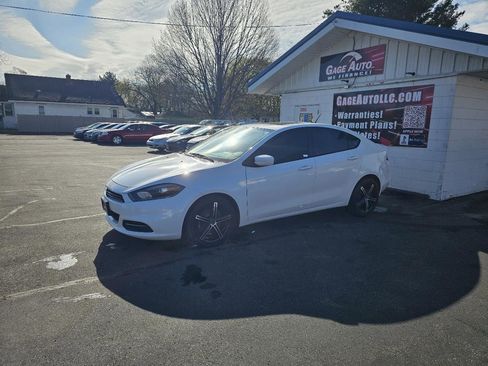 Used 2015 Dodge Dart SXT w/ Sun/Sound Group FWD image 4