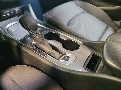 Used 2025 Chevrolet Malibu LT FWD image 26