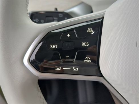 New 2025 Volkswagen ID. Buzz 1st Edition image 29