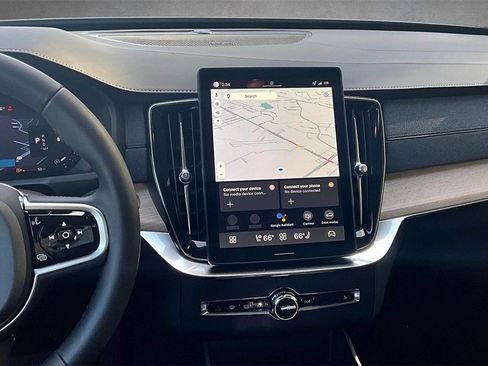 New 2026 Volvo XC90 B6 Plus w/ Protection Package Premier image 6