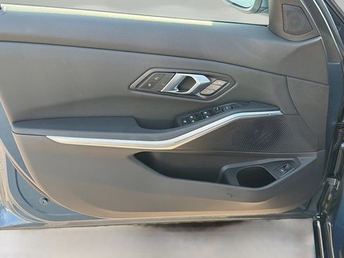 Used 2025 BMW 330i Sedan image 21