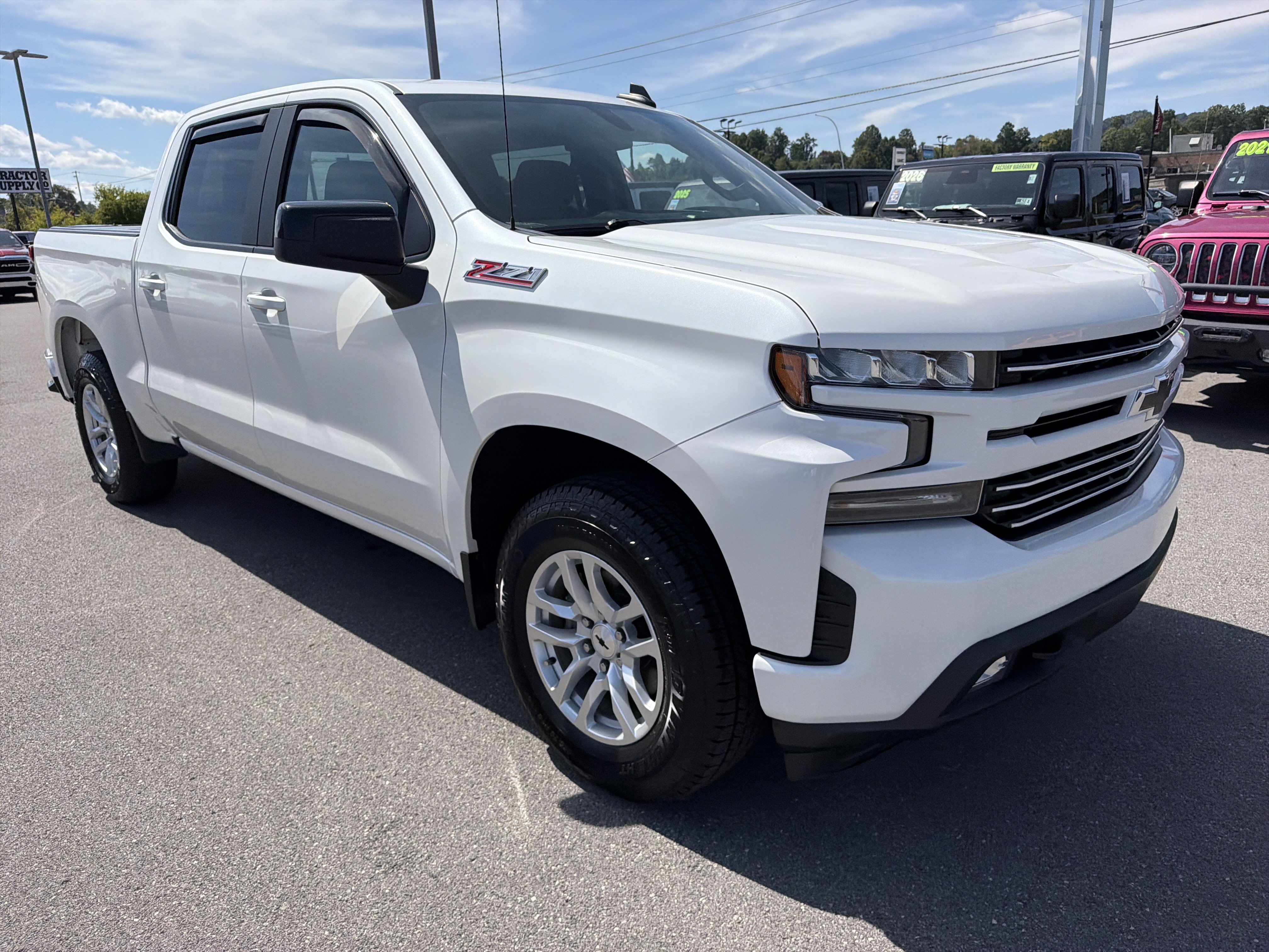 Used 2020 Chevrolet Silverado 1500 RST w/ All-Star Edition AWD/4WD image 3