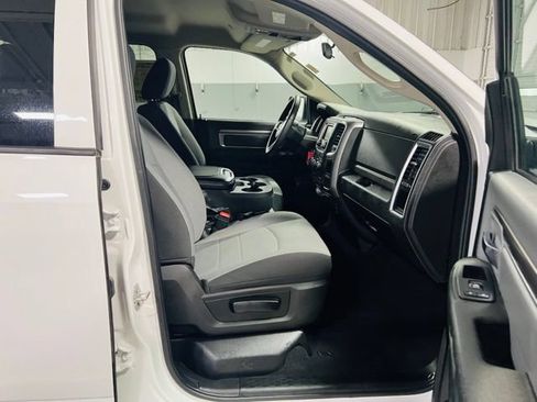 Used 2024 RAM 1500 Classic SLT RWD image 32
