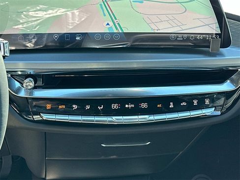 New 2025 Cadillac Lyriq Luxury image 13