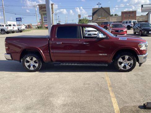 Used 2022 RAM 1500 Laramie AWD/4WD image 3