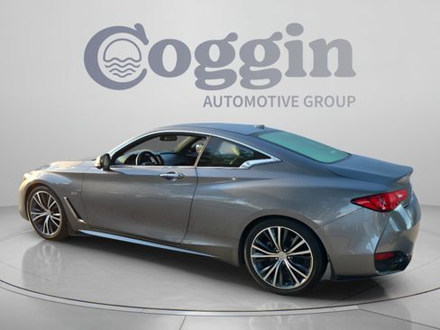 Used 2017 INFINITI Q60 3.0t w/ Premium Plus Package 3.0T RWD image 3