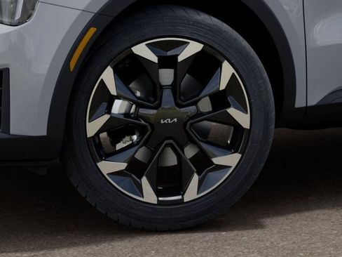 New 2026 Kia Sorento EX FWD image 9
