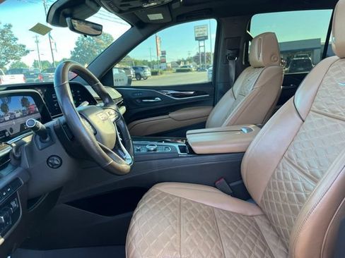 Used 2021 Cadillac Escalade Sport AWD/4WD image 7