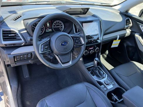 Used 2022 Subaru Forester Limited AWD/4WD image 16