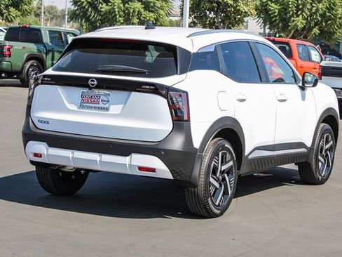 New 2026 Nissan Kicks SV image 7