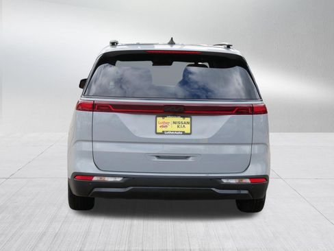 Used 2022 Kia Carnival SX Prestige FWD image 6
