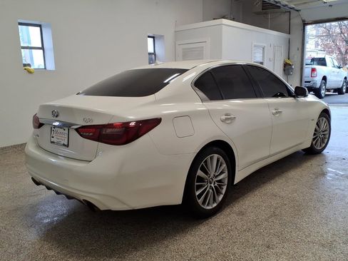 Used 2018 INFINITI Q50 Luxe w/ Essential Package (3.0T Luxe) image 4