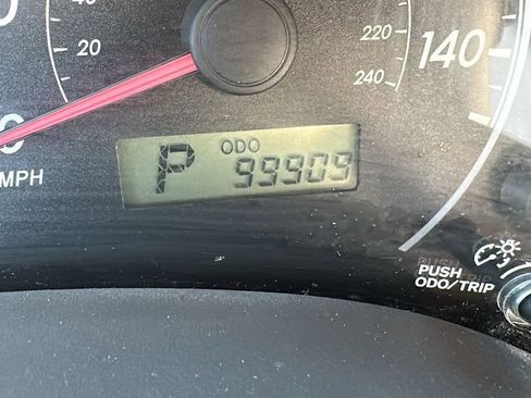 Used 2010 Toyota Corolla LE image 16