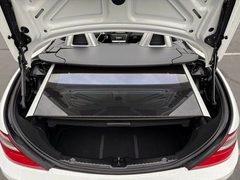 Used 2015 Mercedes-Benz SLK 350 image 26