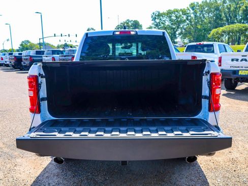 Used 2025 RAM 1500 Laramie w/ Laramie Southwest Edition AWD/4WD image 9