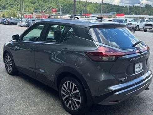 Used 2024 Nissan Kicks SV w/ Interior Electronics Package FWD image 4