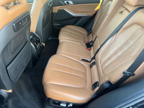 Used 2022 BMW X5 sDrive40i w/ Executive Package image 23