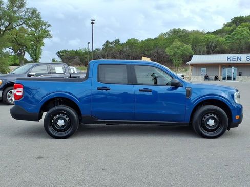 Certified 2024 Ford Maverick XLT image 2