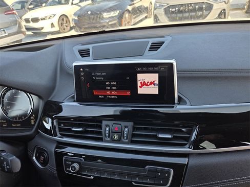 Certified 2022 BMW X1 sDrive28i w/ Premium Package image 13