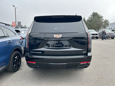 Certified 2025 Cadillac Escalade ESV Sport w/ Touring Package image 6