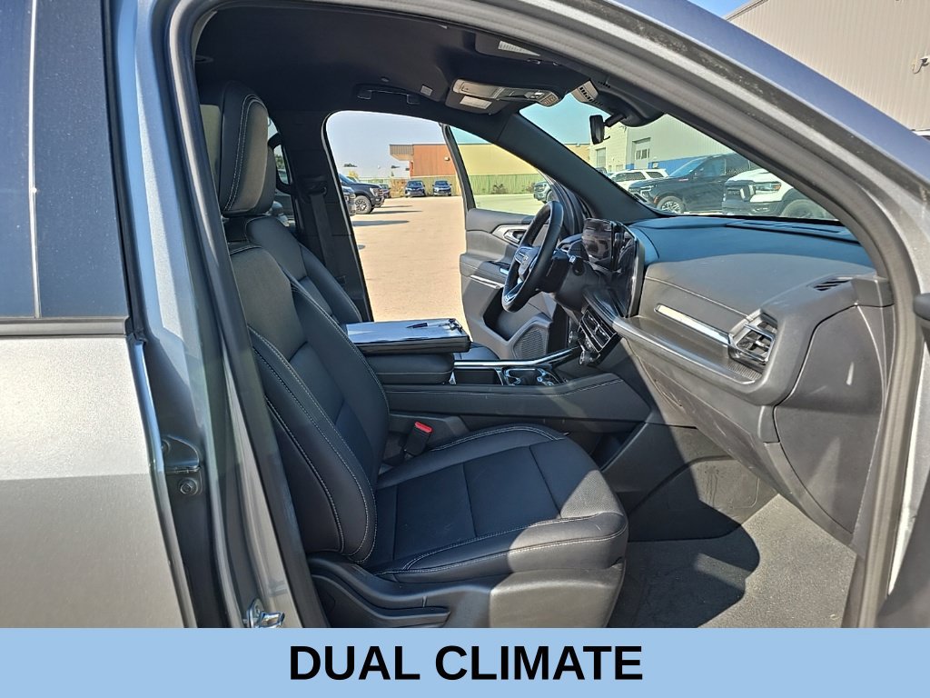Used 2026 Chevrolet Traverse LT AWD/4WD image 19