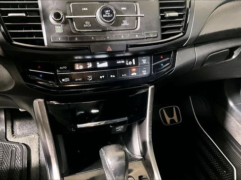 Used 2017 Honda Accord Sport Special Edition image 23