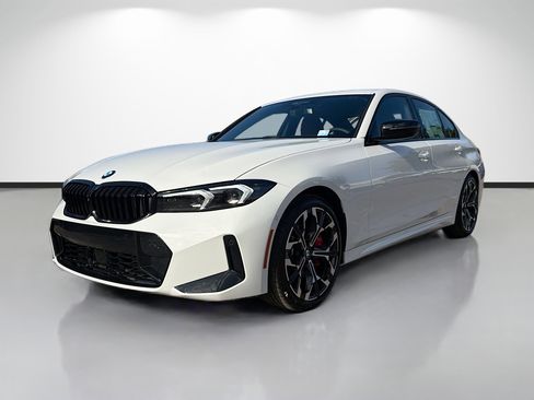 New 2026 BMW 330i xDrive Sedan w/ M Sport Package image 7