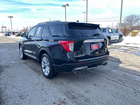 Used 2023 Ford Explorer Platinum w/ Technology Package image 3