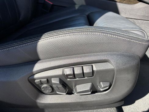 Used 2017 BMW X5 xDrive50i image 23