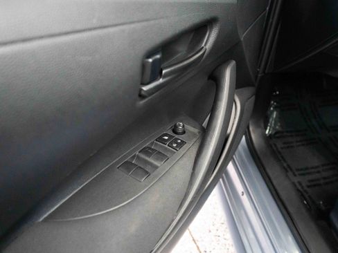 Used 2023 Toyota Corolla LE image 7