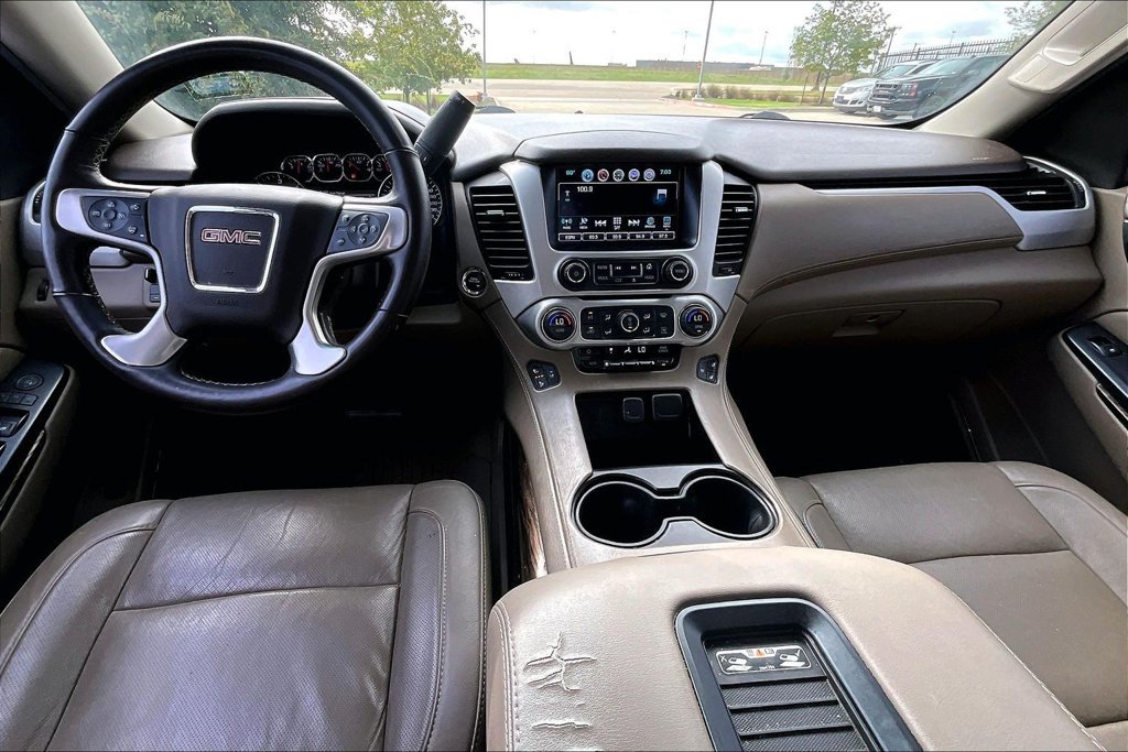 Used 2017 GMC Yukon SLT w/ Premium Edition RWD image 17