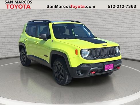 Used 2018 Jeep Renegade Trailhawk image 3