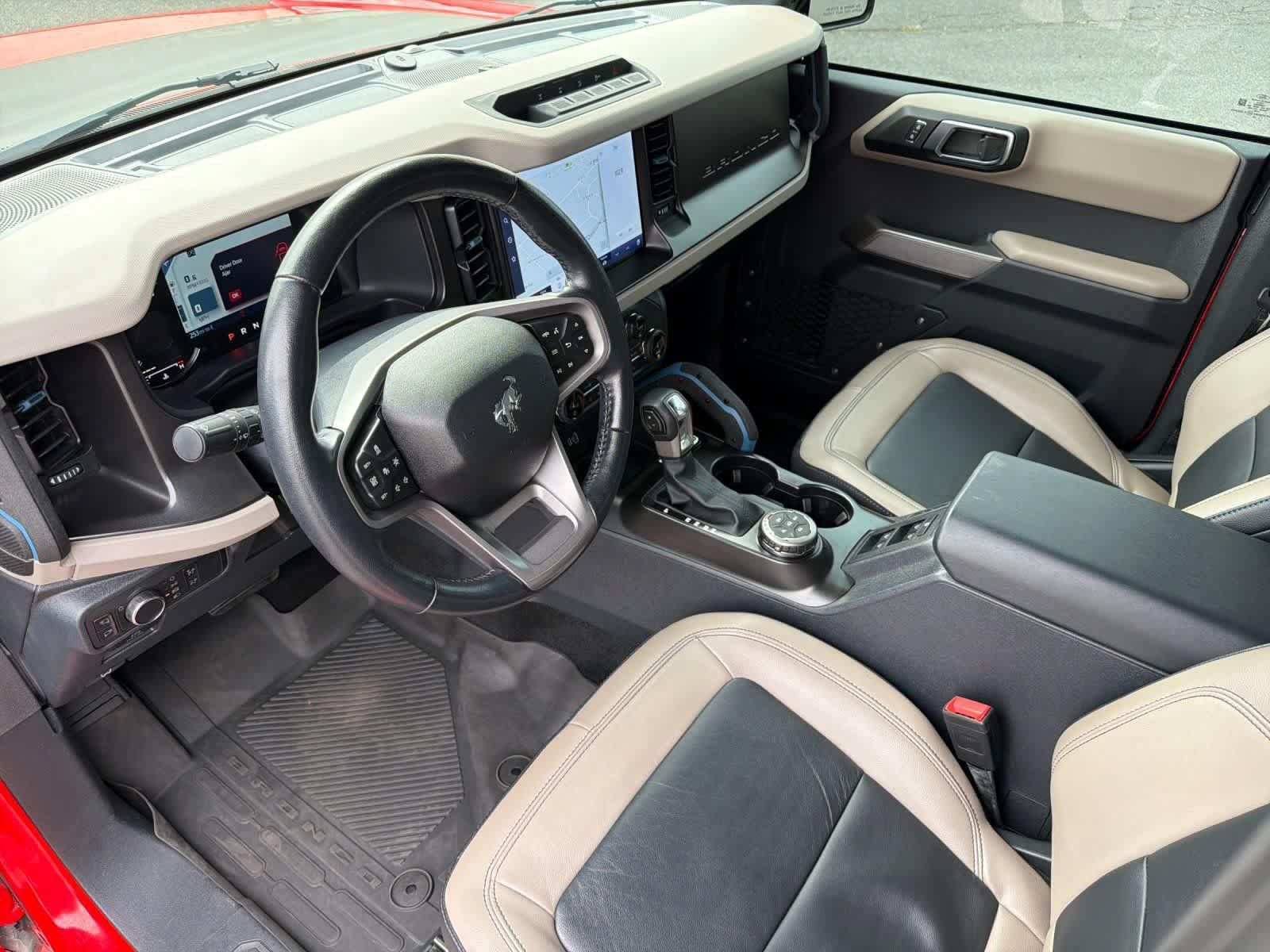 Used 2022 Ford Bronco Wildtrak AWD/4WD image 11